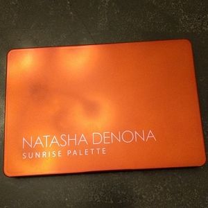 Natasha Denona Sunrise palette